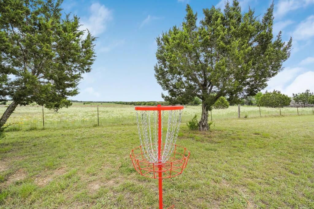 Family Ranch On 14 Acres Wiffle Ball & Disc Golf Hébergement de vacances *